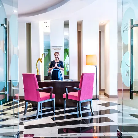 Hilton Garden Inn Bangkok Silom