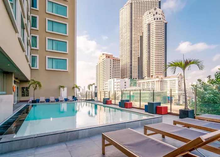 Hotel Hilton Garden Silom 4*