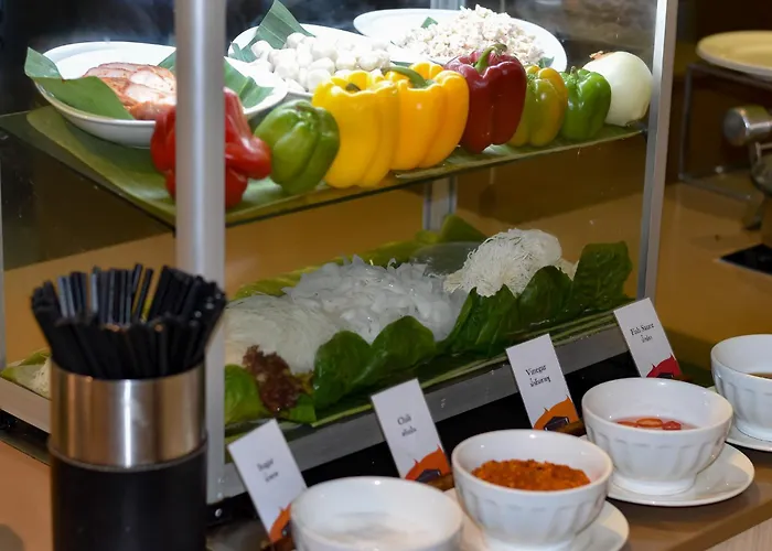 Hilton Garden Silom Hotel 4*