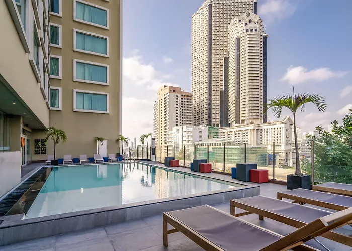 Hotel Hilton Garden Silom 4*