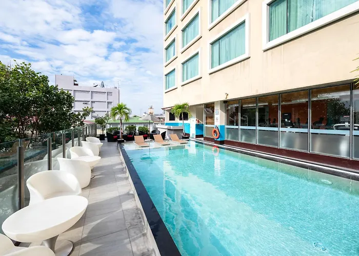 Hilton Garden Silom Hotel Bangkok